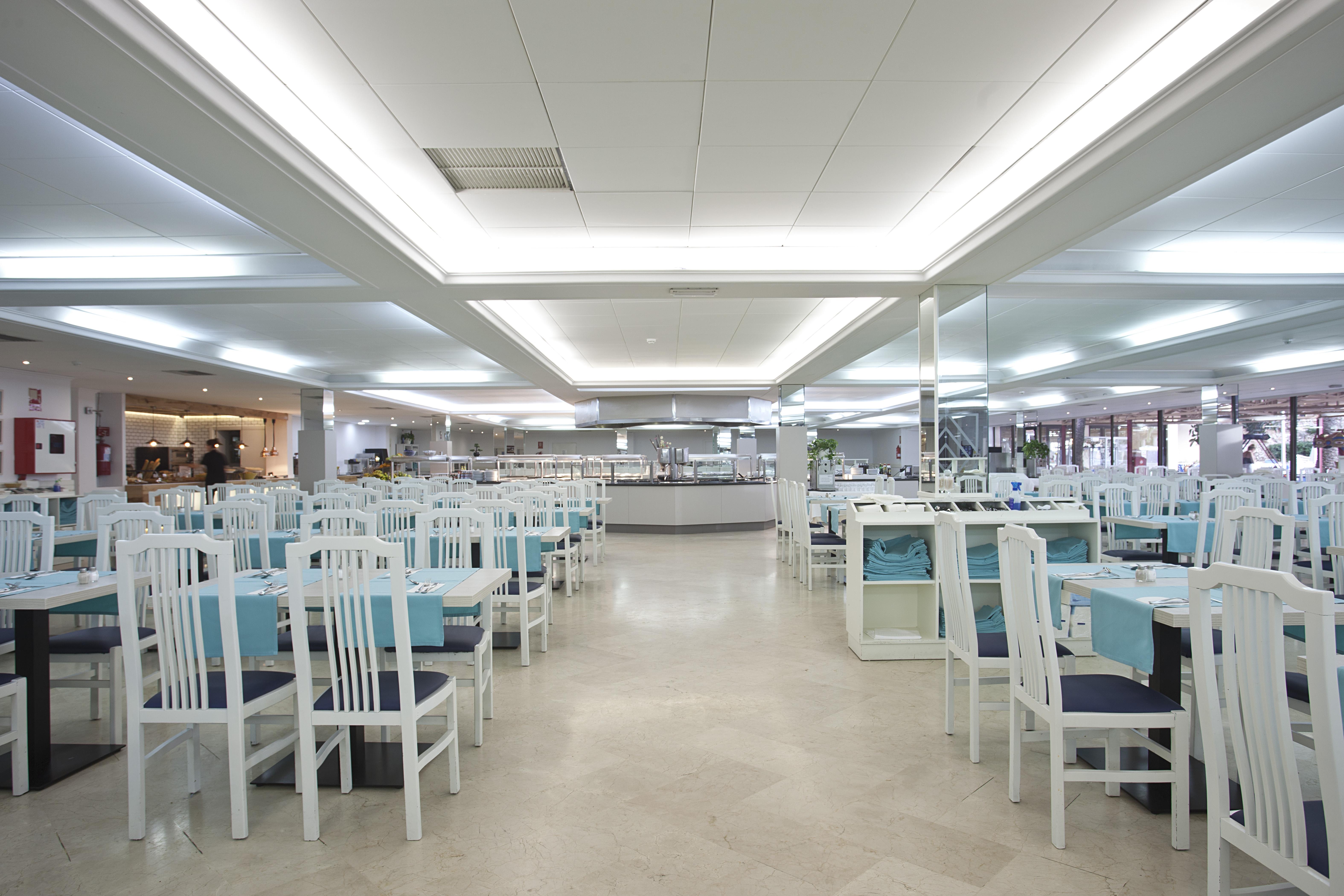 Club Hotel Aguamarina Arenal d'en Castell Bagian luar foto